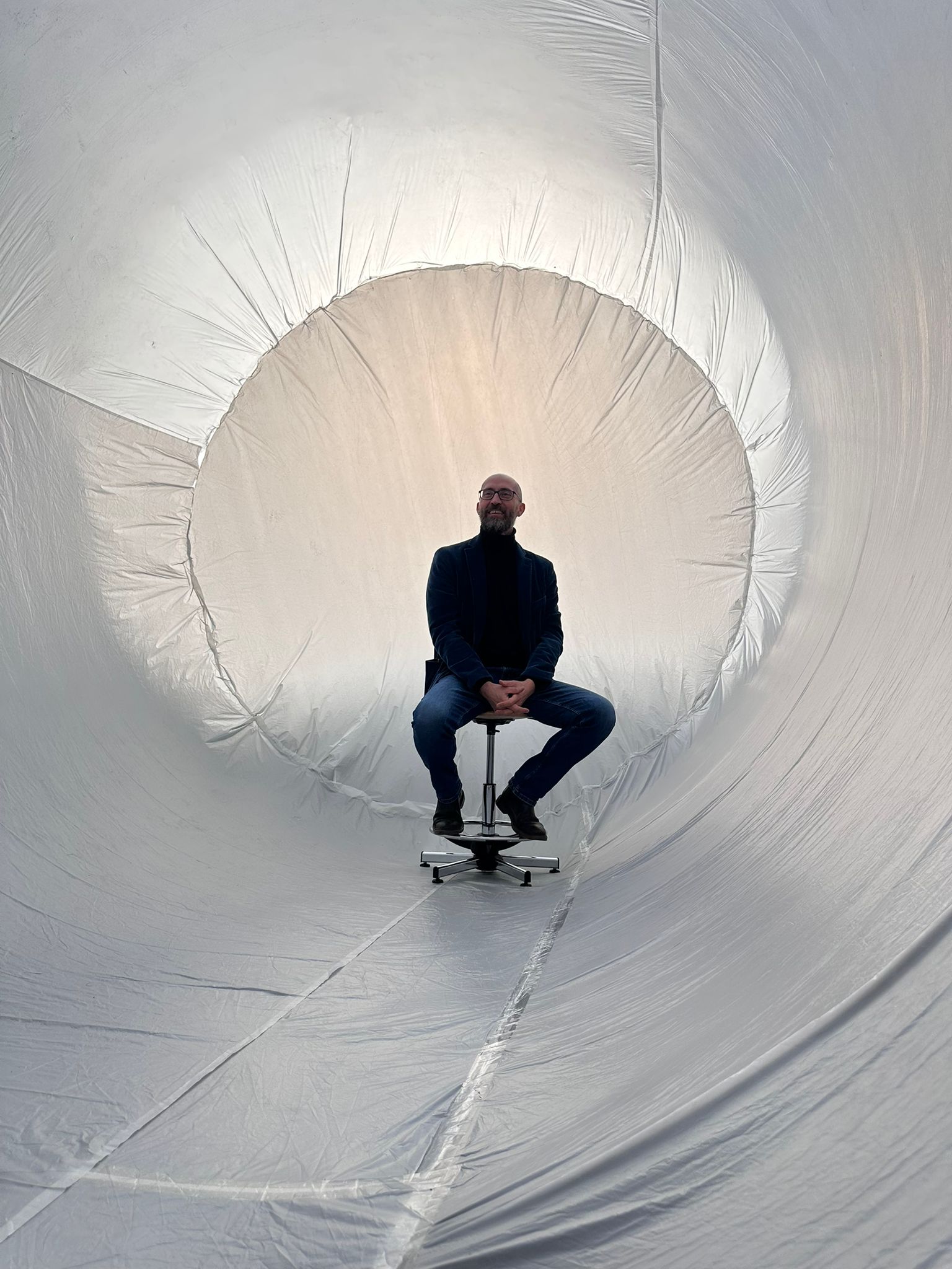 Inflatable me (photo by M. T. M. 2024)